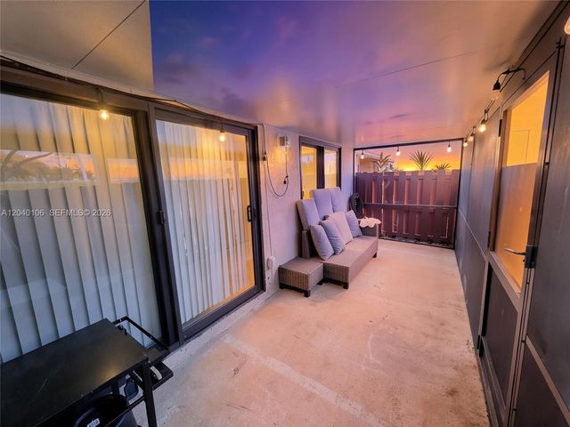 2566 N Nob Hill Road, Sunrise, FL 33322