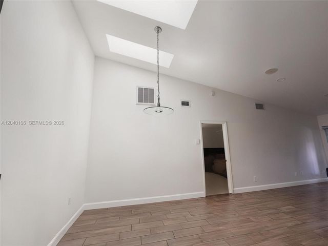 2566 N Nob Hill Road, Sunrise, FL 33322
