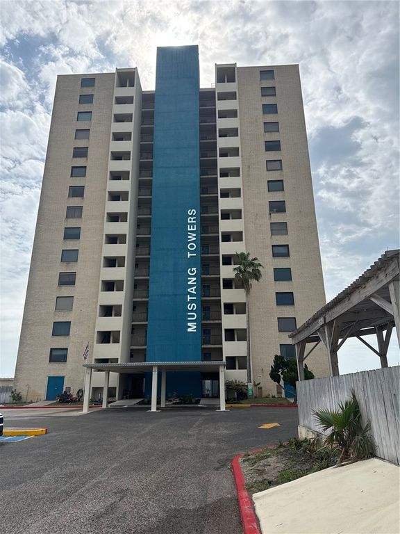6109 State Hwy 361 #401 401, Port Aransas, TX 78373 — photo 2