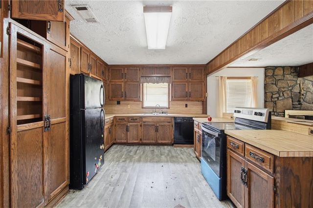 2521 Fairview Road, Covington, GA 30016