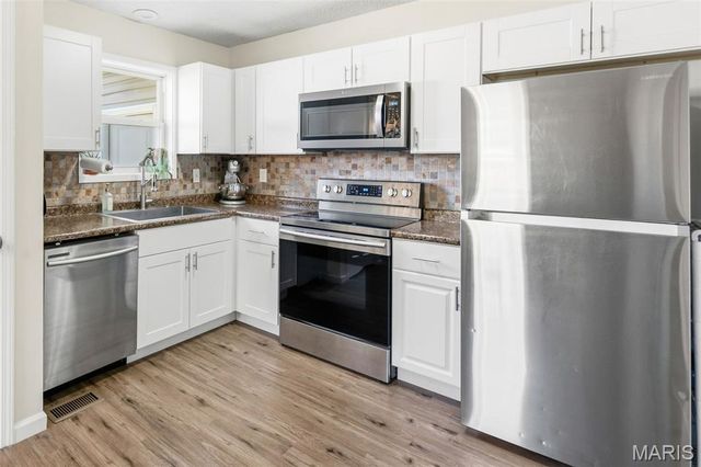 605 Cherry Lane, Warrenton, MO 63383