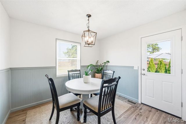 605 Cherry Lane, Warrenton, MO 63383