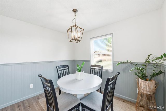 605 Cherry Lane, Warrenton, MO 63383