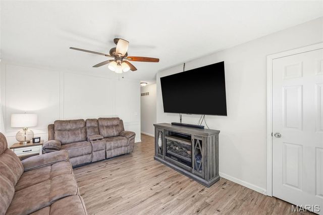 605 Cherry Lane, Warrenton, MO 63383