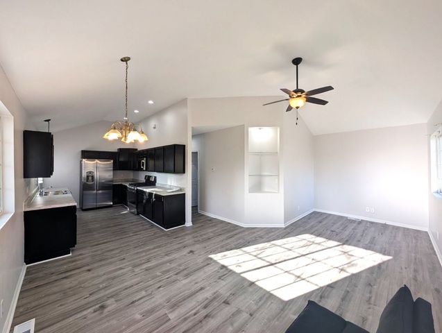 39477 N Hickory Avenue, Antioch, IL 60002