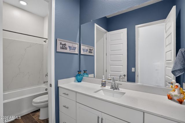 3228 E SADDLETREE Way, San Tan Valley, AZ 85140