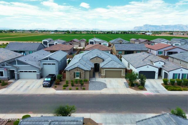 3228 E SADDLETREE Way, San Tan Valley, AZ 85140