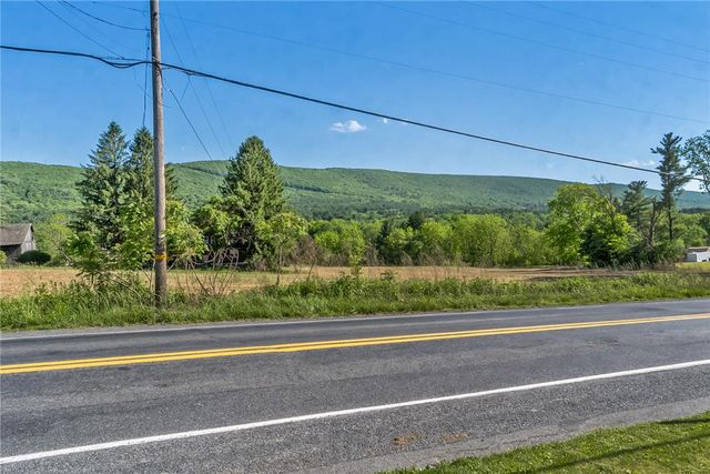 331 East Lizard Creek Road, East Penn Twp, PA 18235