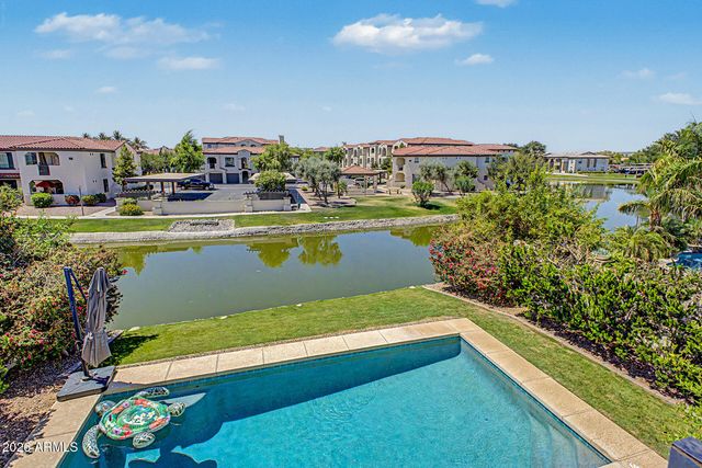 3200 S WATERFRONT Drive, Chandler, AZ 85248