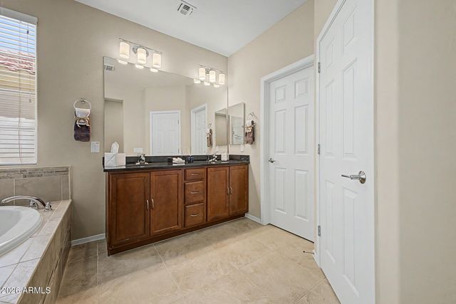 3200 S WATERFRONT Drive, Chandler, AZ 85248