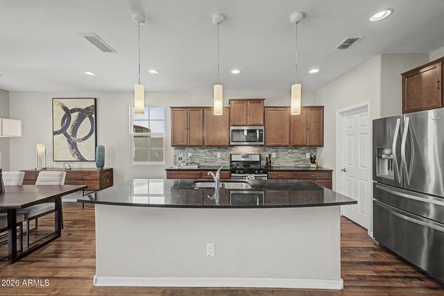 3200 S WATERFRONT Drive, Chandler, AZ 85248