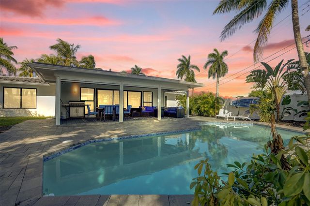 310 SE 13th Court, Pompano Beach, FL 33060