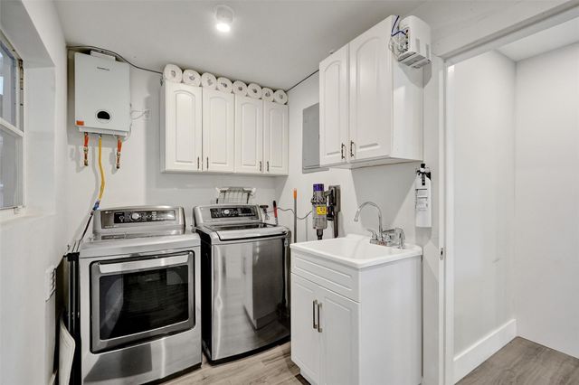 310 SE 13th Court, Pompano Beach, FL 33060