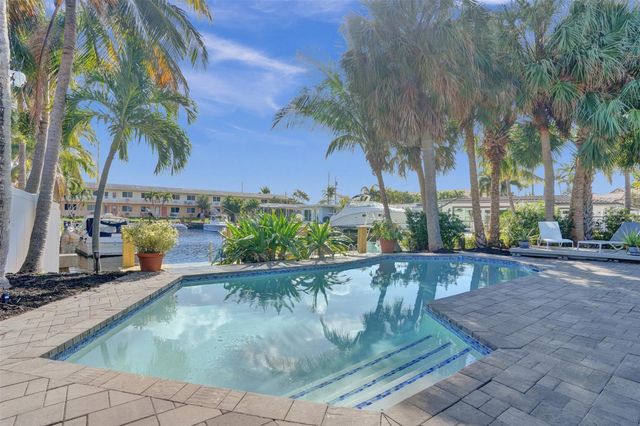 310 SE 13th Court, Pompano Beach, FL 33060