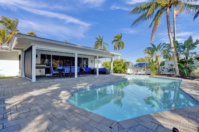 310 SE 13th Court, Pompano Beach, FL 33060