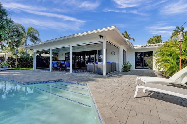 310 SE 13th Court, Pompano Beach, FL 33060