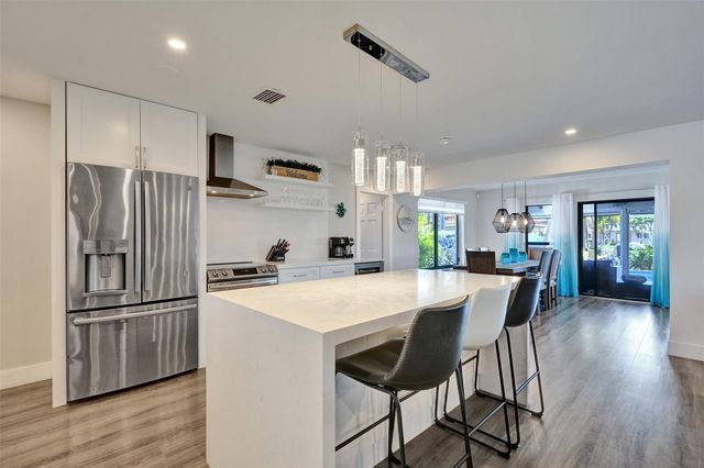 310 SE 13th Court, Pompano Beach, FL 33060