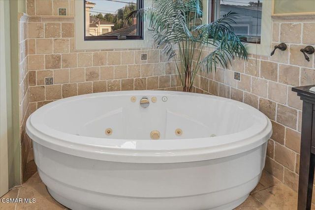 176 N Mills Road, Ventura, CA 93003