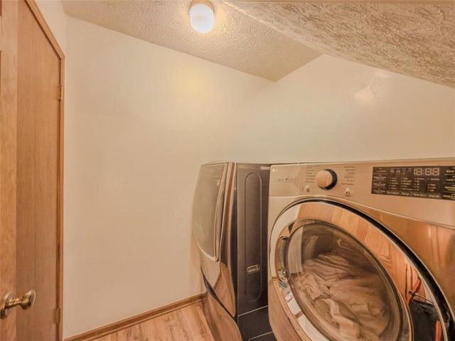 866 Foxfire Drive, Lawrenceville, GA 30044