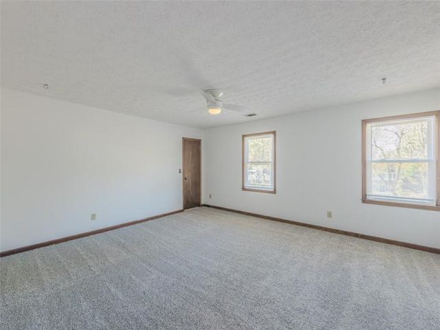 866 Foxfire Drive, Lawrenceville, GA 30044