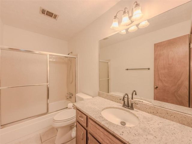 866 Foxfire Drive, Lawrenceville, GA 30044