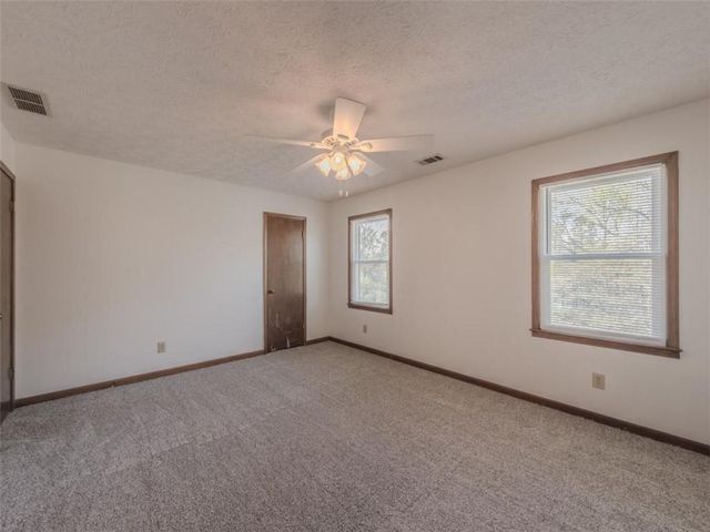 866 Foxfire Drive, Lawrenceville, GA 30044