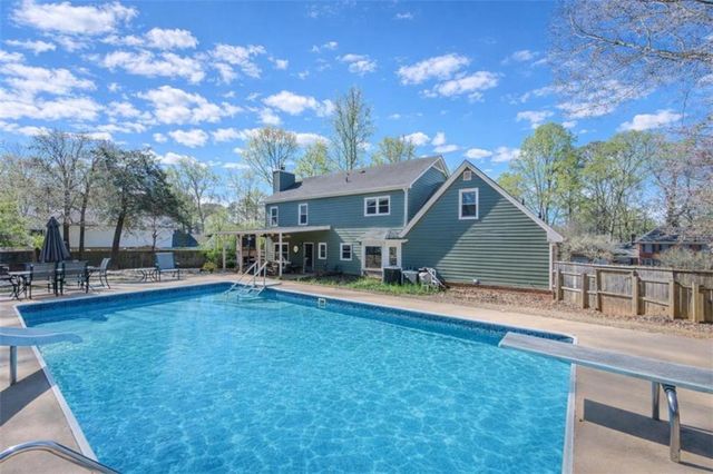 866 Foxfire Drive, Lawrenceville, GA 30044