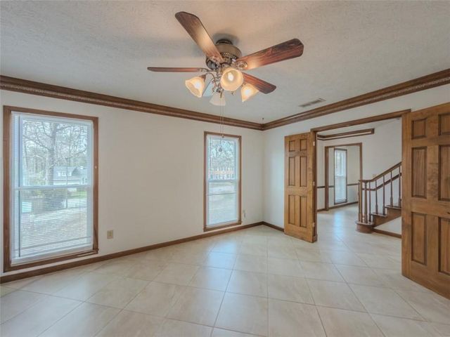 866 Foxfire Drive, Lawrenceville, GA 30044