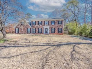 866 Foxfire Drive, Lawrenceville, GA 30044