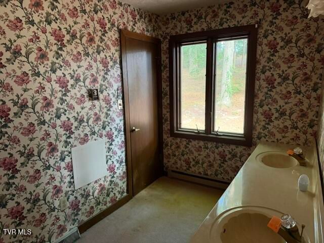 733 Blakley Drive, Kingsport, TN 37664