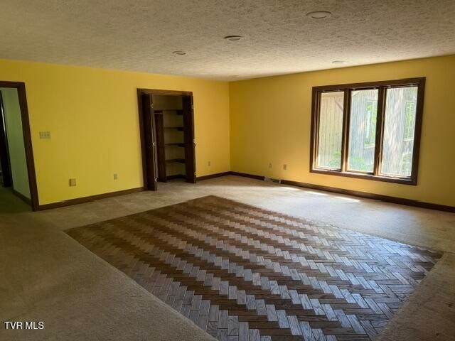 733 Blakley Drive, Kingsport, TN 37664