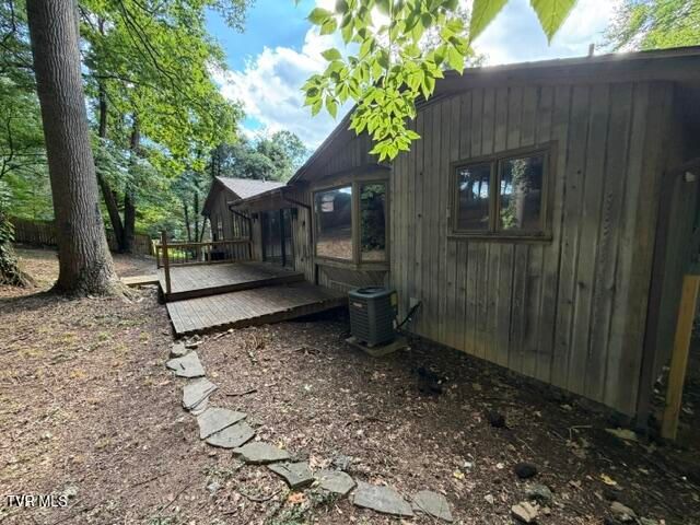 733 Blakley Drive, Kingsport, TN 37664