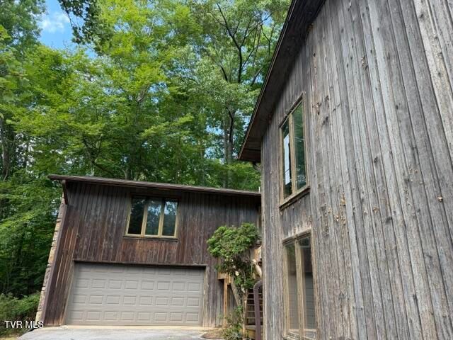 733 Blakley Drive, Kingsport, TN 37664