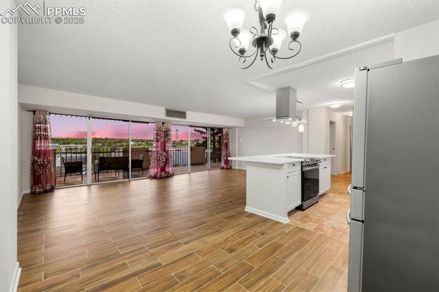 411 Lakewood Circle B430, Colorado Springs, CO 80910