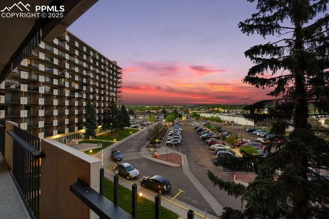 411 Lakewood Circle B430, Colorado Springs, CO 80910