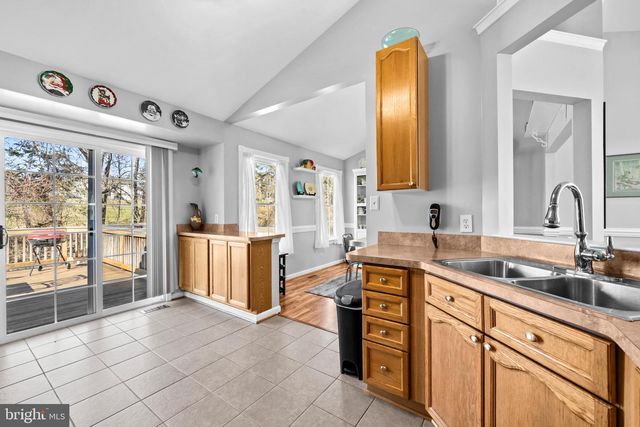 49 LITTLE OAK RD, Fredericksburg, VA 22405