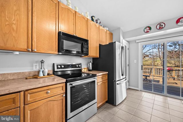 49 LITTLE OAK RD, Fredericksburg, VA 22405