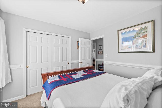 49 LITTLE OAK RD, Fredericksburg, VA 22405