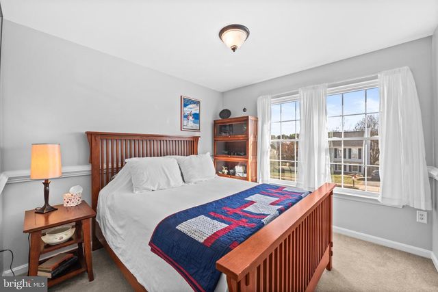 49 LITTLE OAK RD, Fredericksburg, VA 22405