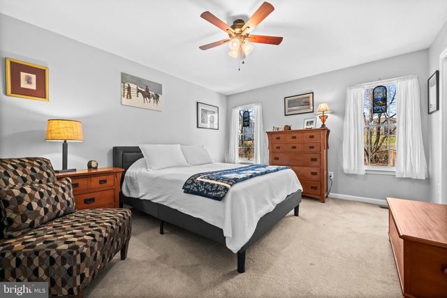 49 LITTLE OAK RD, Fredericksburg, VA 22405