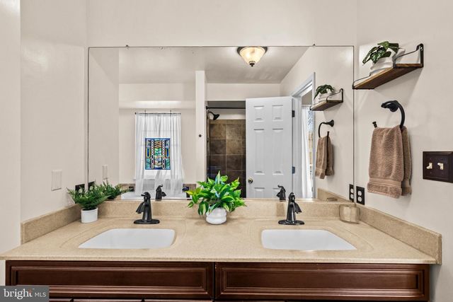 49 LITTLE OAK RD, Fredericksburg, VA 22405