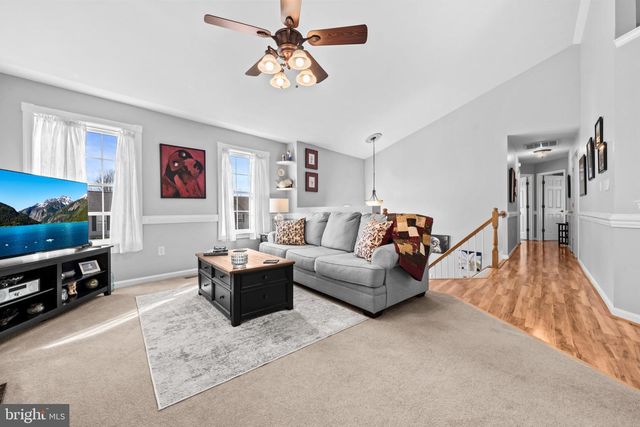 49 LITTLE OAK RD, Fredericksburg, VA 22405