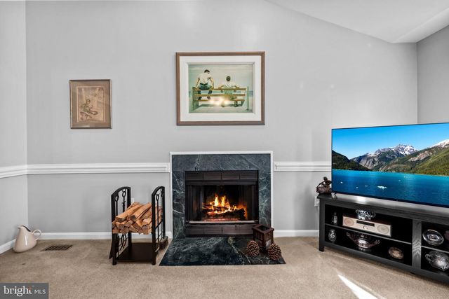 49 LITTLE OAK RD, Fredericksburg, VA 22405