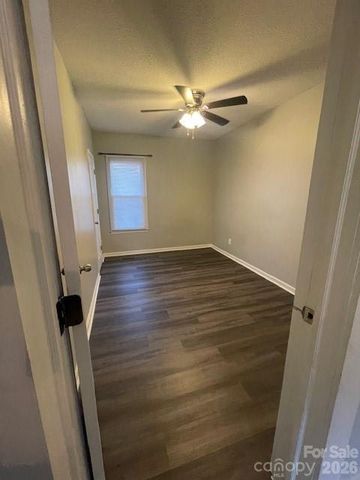 443 17th Street, Cramerton, NC 28032