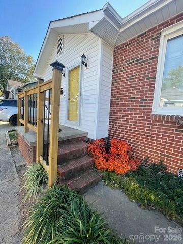 443 17th Street, Cramerton, NC 28032