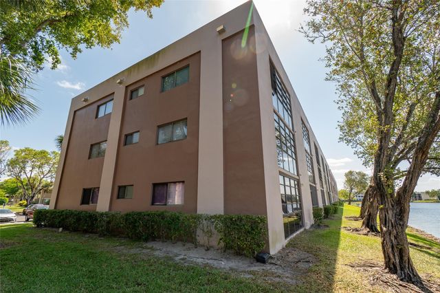7448 Ashmont Circle 312, Tamarac, FL 33321