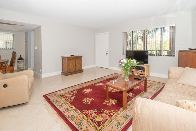 7448 Ashmont Circle 312, Tamarac, FL 33321