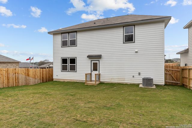 10215 Red London, San Antonio, TX 78239