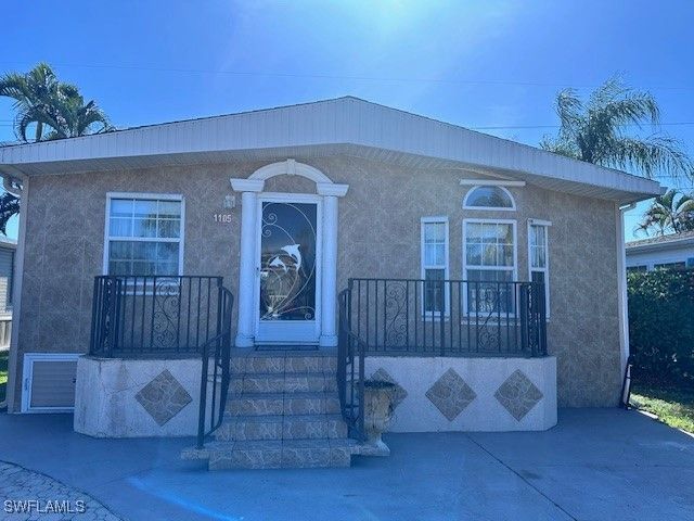 1105 Silver Lakes BLVD, Naples, FL 34114