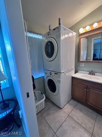 1105 Silver Lakes BLVD, Naples, FL 34114